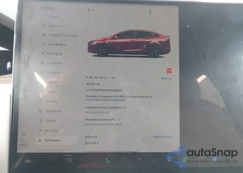 2023 Tesla Model X Dual Motor All-Wheel Drive/Standard Range z USA, uszkodzony, nr VIN 7SAXCBE50PF405571